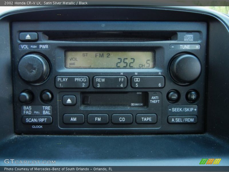 Audio System of 2002 CR-V LX