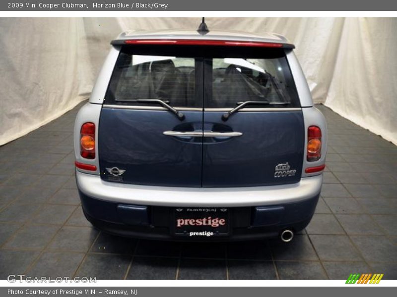 Horizon Blue / Black/Grey 2009 Mini Cooper Clubman