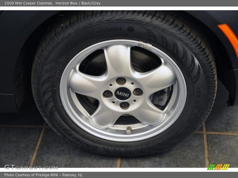 Horizon Blue / Black/Grey 2009 Mini Cooper Clubman
