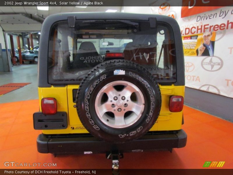 Solar Yellow / Agate Black 2002 Jeep Wrangler Sport 4x4