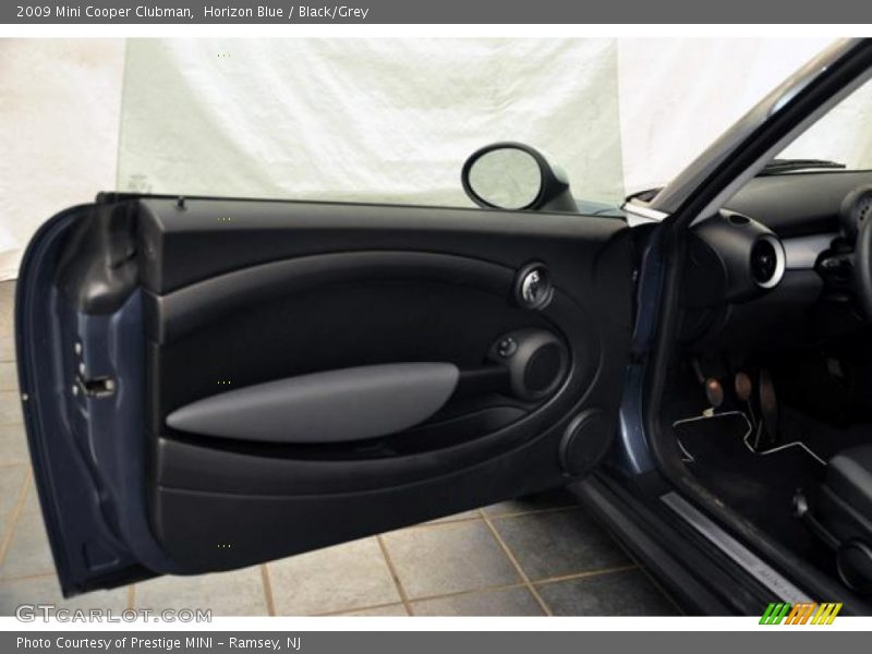 Horizon Blue / Black/Grey 2009 Mini Cooper Clubman