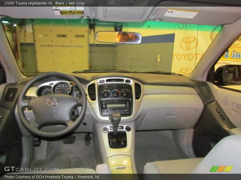 Black / Ash Gray 2006 Toyota Highlander I4