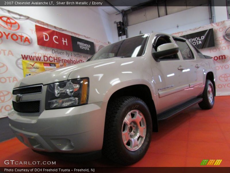 Silver Birch Metallic / Ebony 2007 Chevrolet Avalanche LT