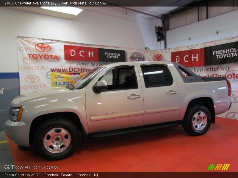 Silver Birch Metallic / Ebony 2007 Chevrolet Avalanche LT