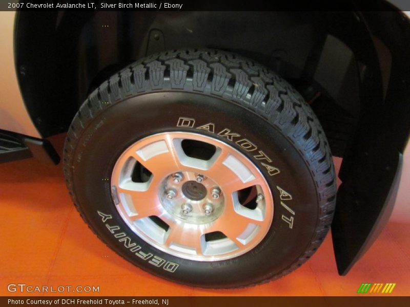 Silver Birch Metallic / Ebony 2007 Chevrolet Avalanche LT