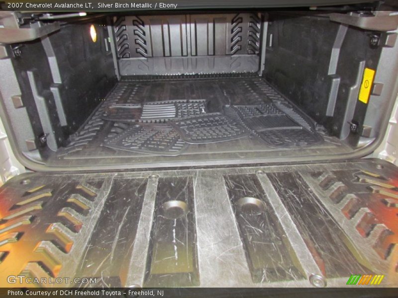 Silver Birch Metallic / Ebony 2007 Chevrolet Avalanche LT
