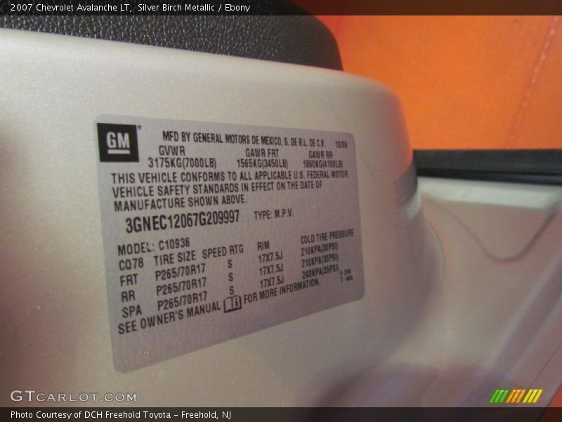 Silver Birch Metallic / Ebony 2007 Chevrolet Avalanche LT