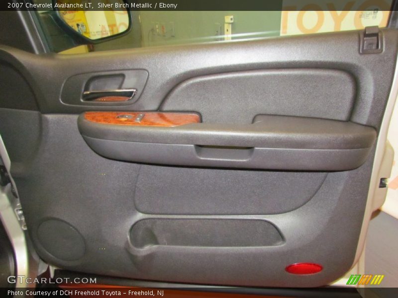 Silver Birch Metallic / Ebony 2007 Chevrolet Avalanche LT