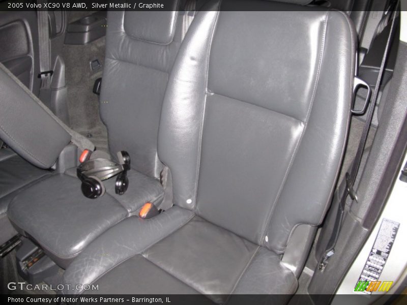 Silver Metallic / Graphite 2005 Volvo XC90 V8 AWD