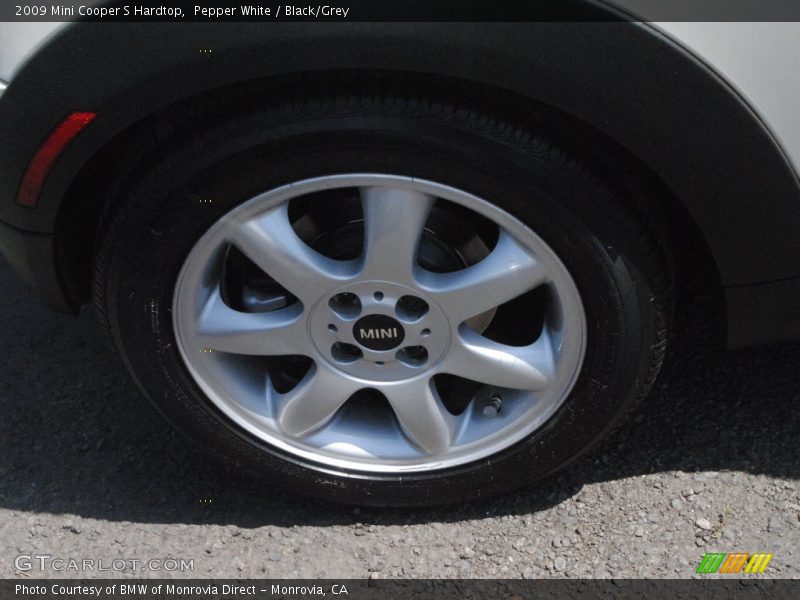 Pepper White / Black/Grey 2009 Mini Cooper S Hardtop
