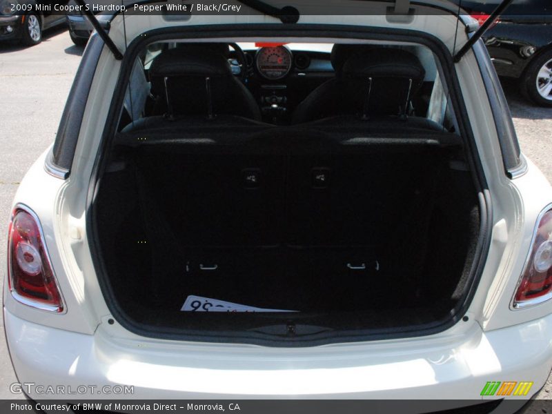 Pepper White / Black/Grey 2009 Mini Cooper S Hardtop