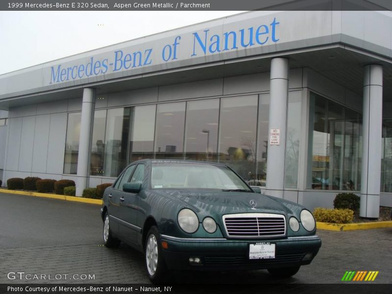 Aspen Green Metallic / Parchment 1999 Mercedes-Benz E 320 Sedan