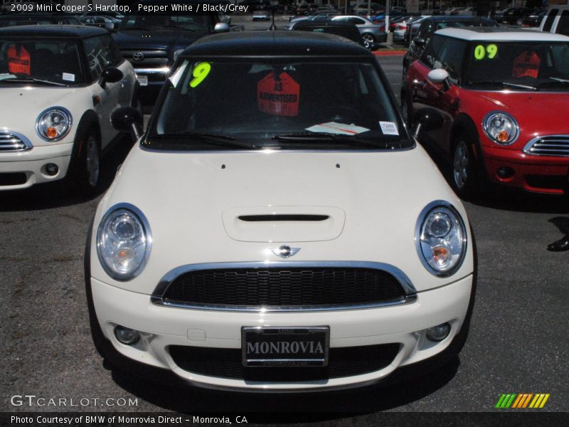 Pepper White / Black/Grey 2009 Mini Cooper S Hardtop