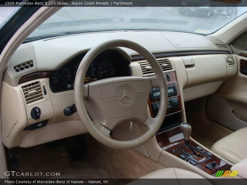 Aspen Green Metallic / Parchment 1999 Mercedes-Benz E 320 Sedan