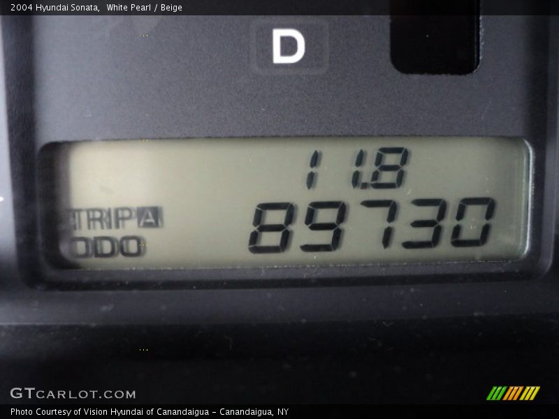 White Pearl / Beige 2004 Hyundai Sonata