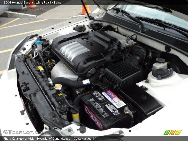 White Pearl / Beige 2004 Hyundai Sonata