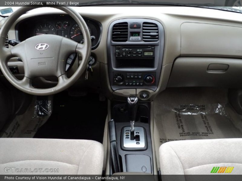 White Pearl / Beige 2004 Hyundai Sonata