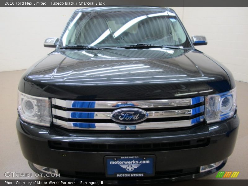 Tuxedo Black / Charcoal Black 2010 Ford Flex Limited