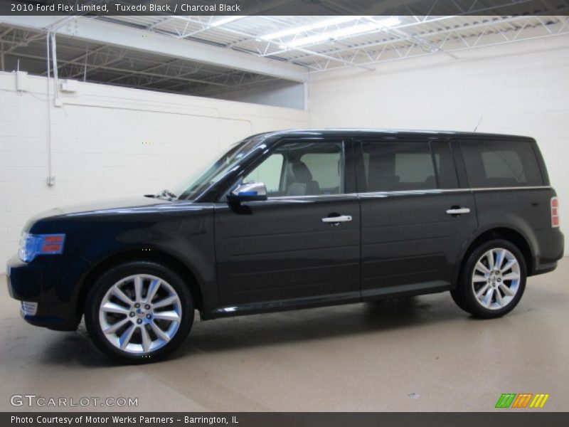 Tuxedo Black / Charcoal Black 2010 Ford Flex Limited