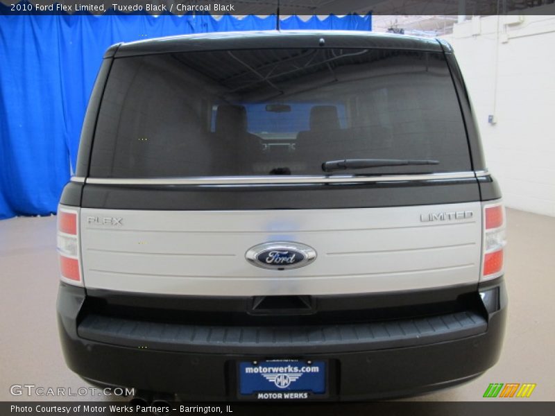 Tuxedo Black / Charcoal Black 2010 Ford Flex Limited