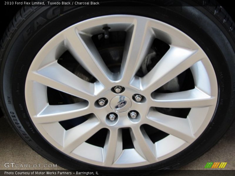 Tuxedo Black / Charcoal Black 2010 Ford Flex Limited