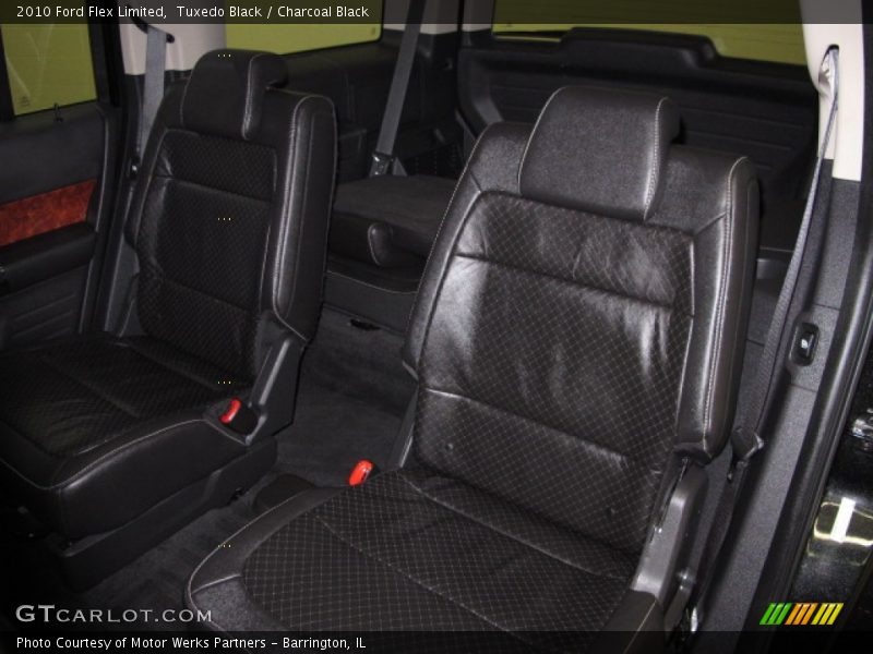 Tuxedo Black / Charcoal Black 2010 Ford Flex Limited