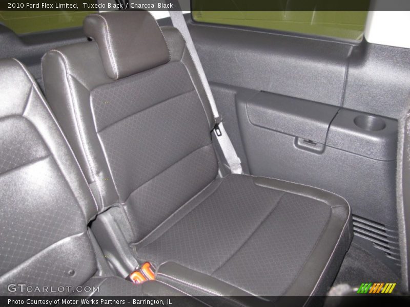 Tuxedo Black / Charcoal Black 2010 Ford Flex Limited