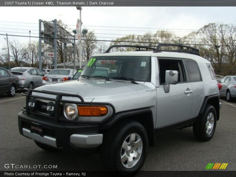 Titanium Metallic / Dark Charcoal 2007 Toyota FJ Cruiser 4WD