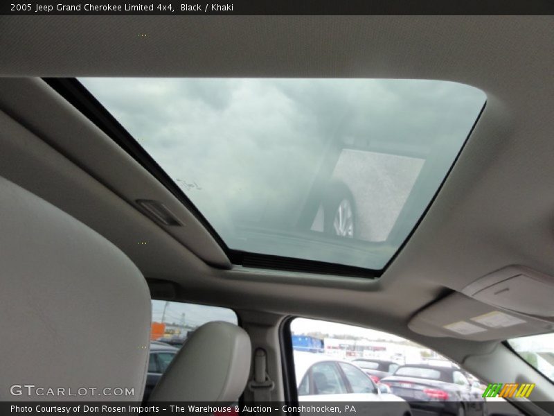 Black / Khaki 2005 Jeep Grand Cherokee Limited 4x4