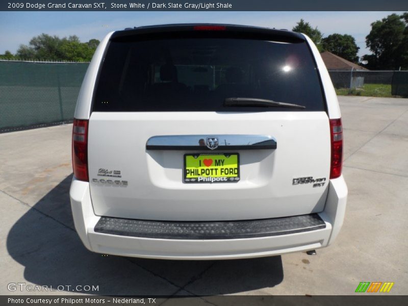 Stone White / Dark Slate Gray/Light Shale 2009 Dodge Grand Caravan SXT