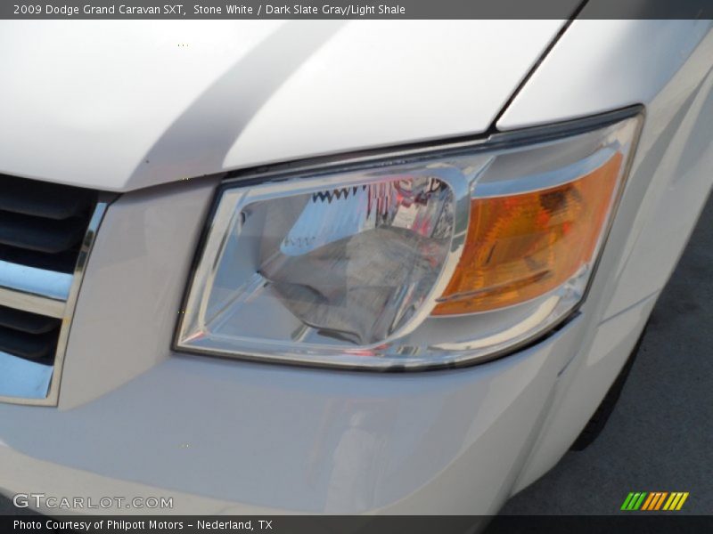 Stone White / Dark Slate Gray/Light Shale 2009 Dodge Grand Caravan SXT