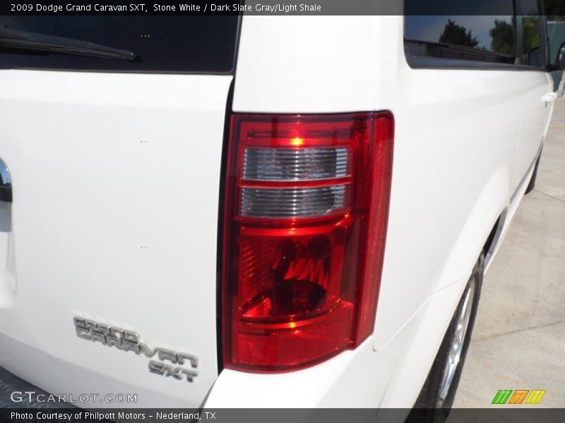 Stone White / Dark Slate Gray/Light Shale 2009 Dodge Grand Caravan SXT