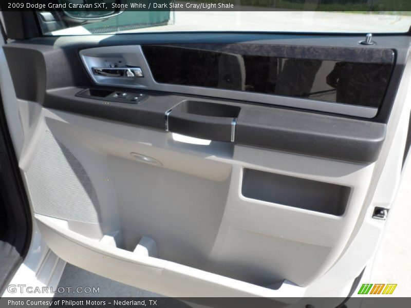Stone White / Dark Slate Gray/Light Shale 2009 Dodge Grand Caravan SXT