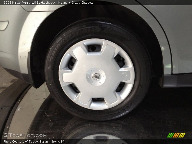 Magnetic Gray / Charcoal 2008 Nissan Versa 1.8 SL Hatchback