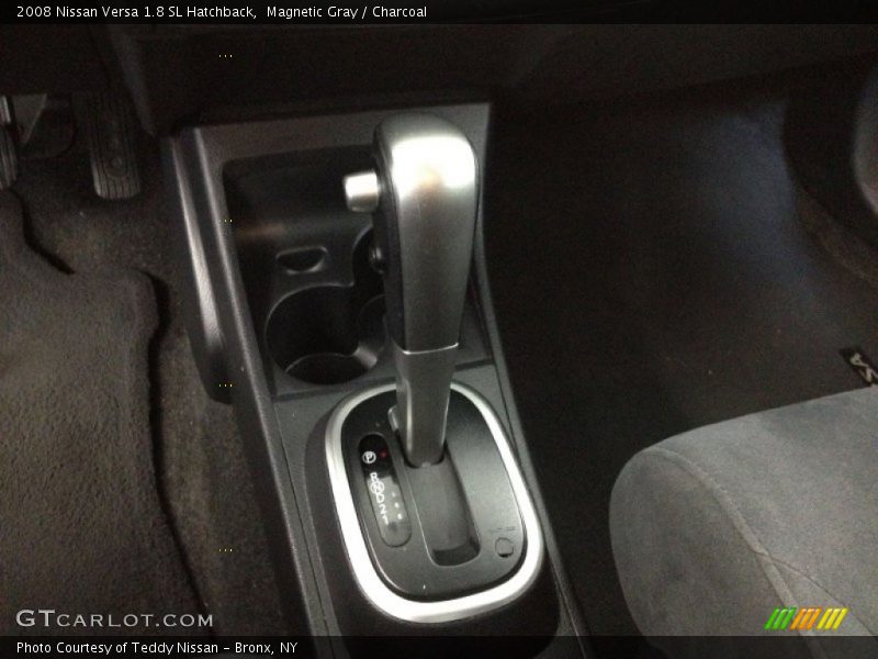 Magnetic Gray / Charcoal 2008 Nissan Versa 1.8 SL Hatchback