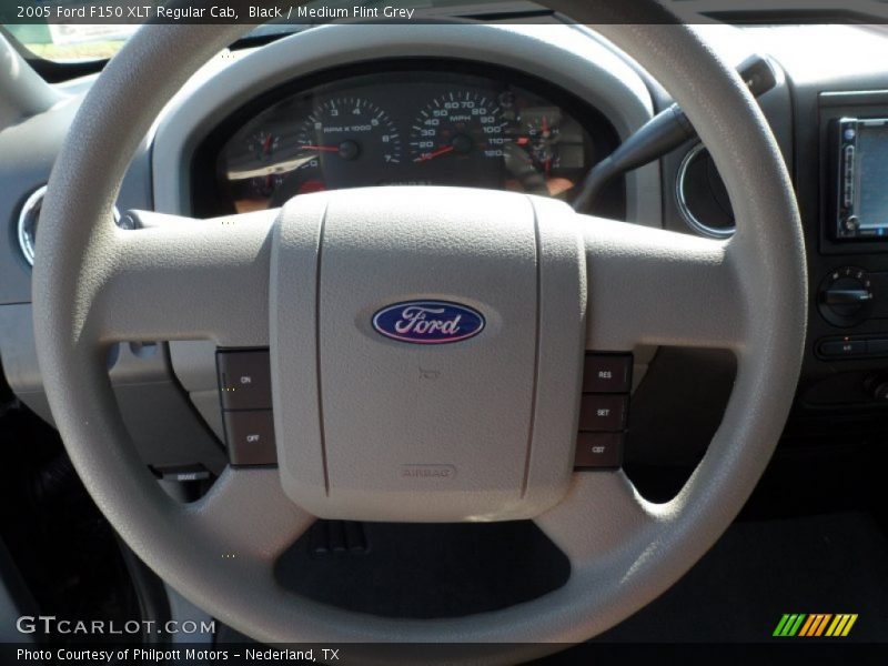 Black / Medium Flint Grey 2005 Ford F150 XLT Regular Cab