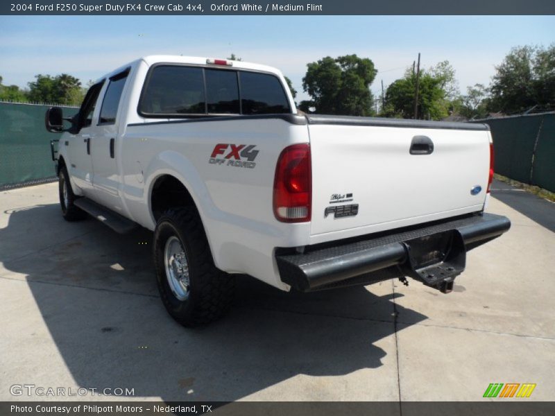 Oxford White / Medium Flint 2004 Ford F250 Super Duty FX4 Crew Cab 4x4