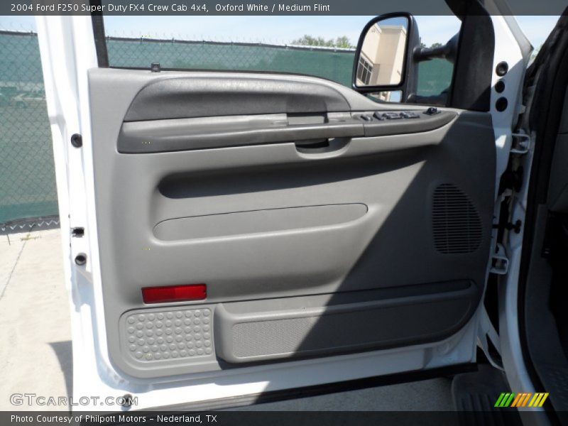 Oxford White / Medium Flint 2004 Ford F250 Super Duty FX4 Crew Cab 4x4