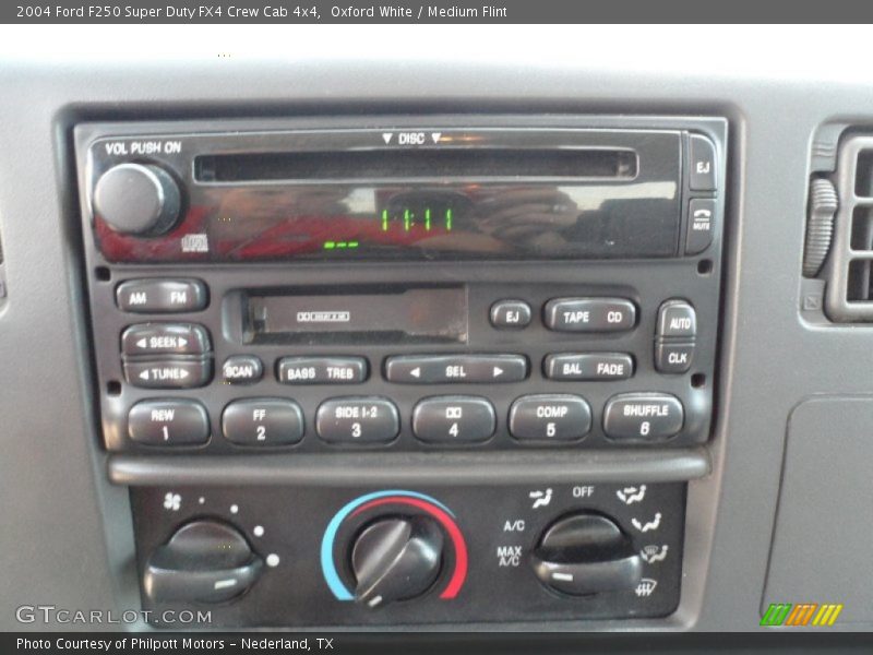 Audio System of 2004 F250 Super Duty FX4 Crew Cab 4x4
