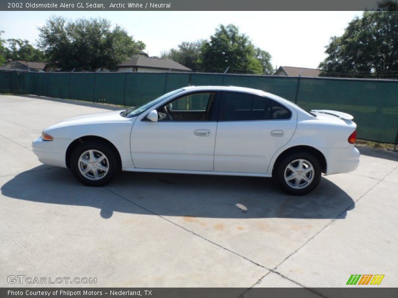 Arctic White / Neutral 2002 Oldsmobile Alero GL Sedan