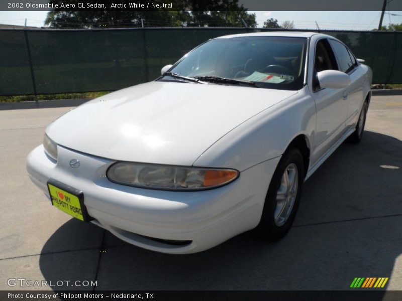 Arctic White / Neutral 2002 Oldsmobile Alero GL Sedan