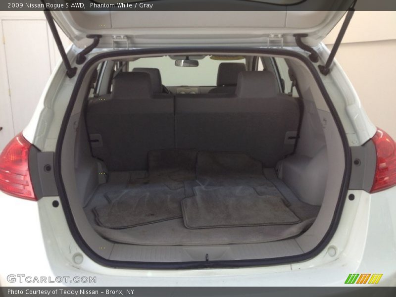 Phantom White / Gray 2009 Nissan Rogue S AWD