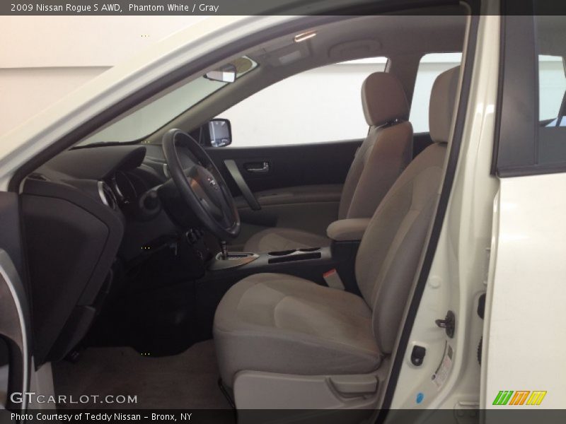 Phantom White / Gray 2009 Nissan Rogue S AWD