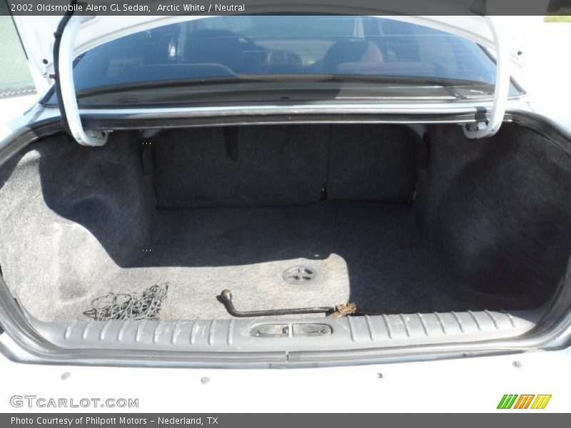 Arctic White / Neutral 2002 Oldsmobile Alero GL Sedan