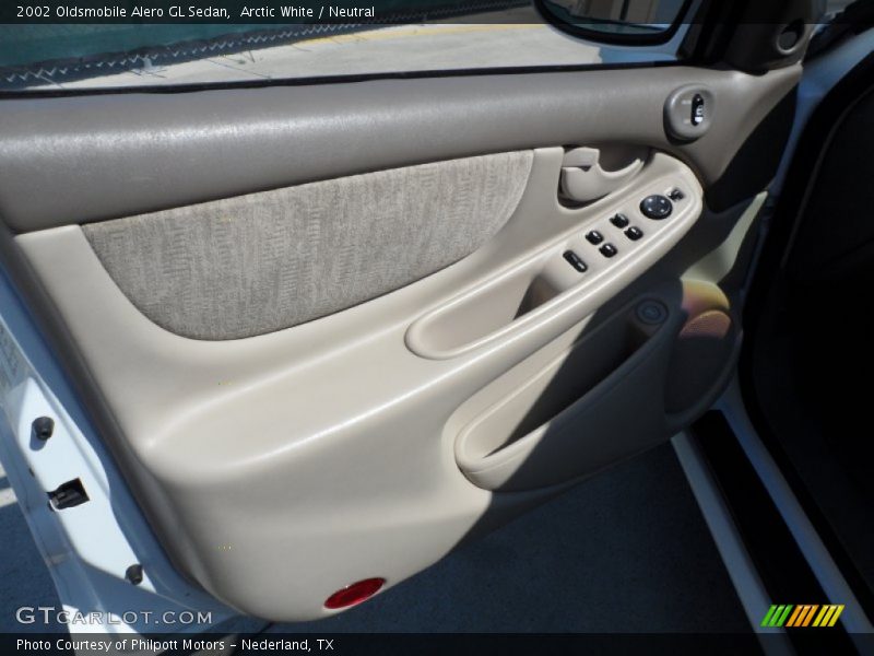 Arctic White / Neutral 2002 Oldsmobile Alero GL Sedan