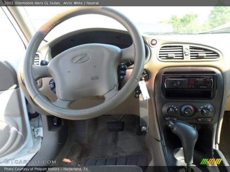 Arctic White / Neutral 2002 Oldsmobile Alero GL Sedan
