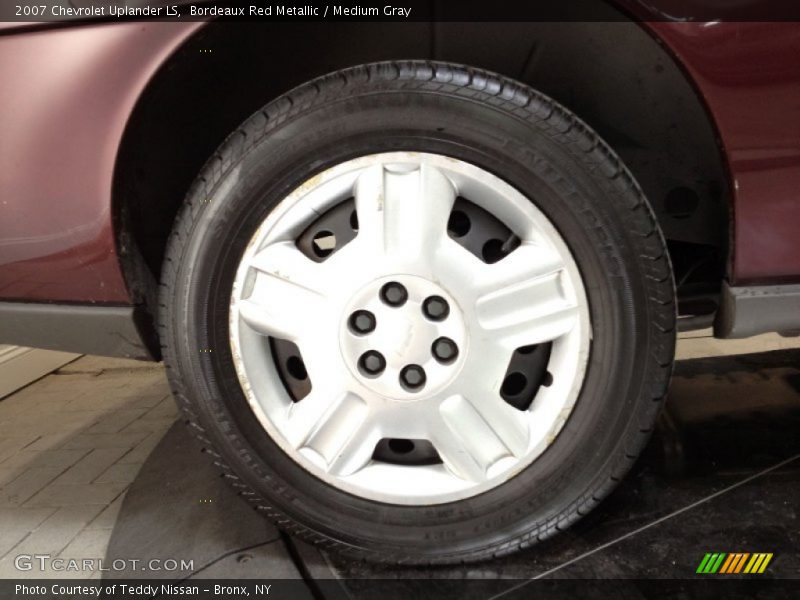 Bordeaux Red Metallic / Medium Gray 2007 Chevrolet Uplander LS