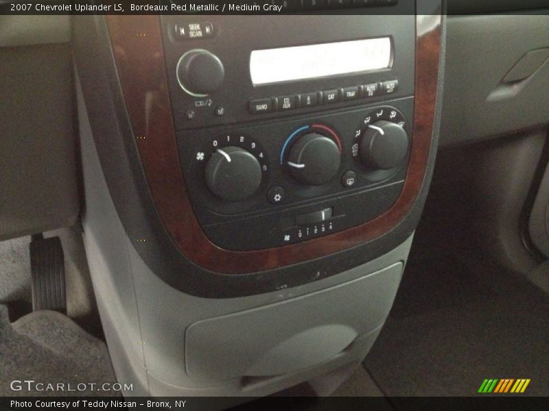 Bordeaux Red Metallic / Medium Gray 2007 Chevrolet Uplander LS