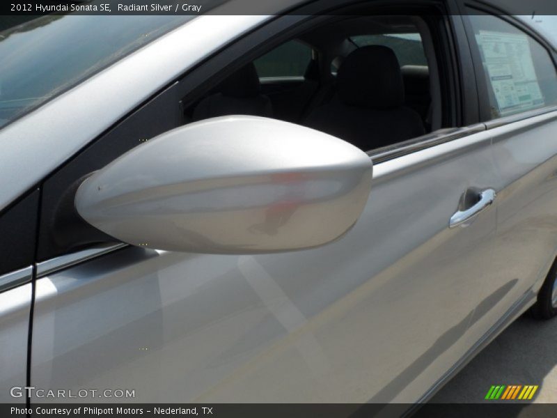 Radiant Silver / Gray 2012 Hyundai Sonata SE