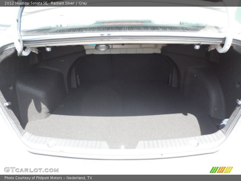 Radiant Silver / Gray 2012 Hyundai Sonata SE